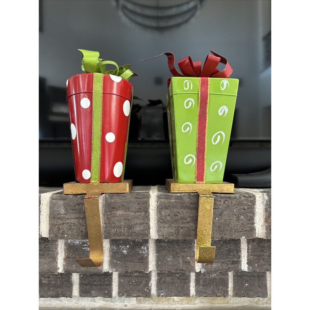 Christmas Present Gift Mantle Stocking Holder Hanger Metal Lot‎ Of 2